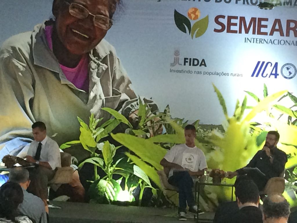 [SEMEAR] IAC PARTICIPA DE LANÇAMENTO DE PROGRAMA FIDA EM BRASÍLIA